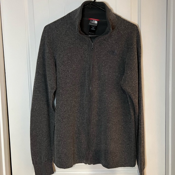 The North Face Other - Men’s North Face Sweater - M